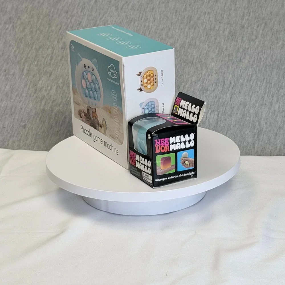 Tuosiqi Cat Puzzle Game Machine & NeeDoh Mello Mallo Color Changing Squishy Set